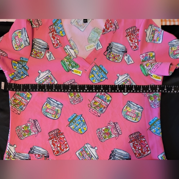 Scrubs - Uniforms - Picture 4 of 16